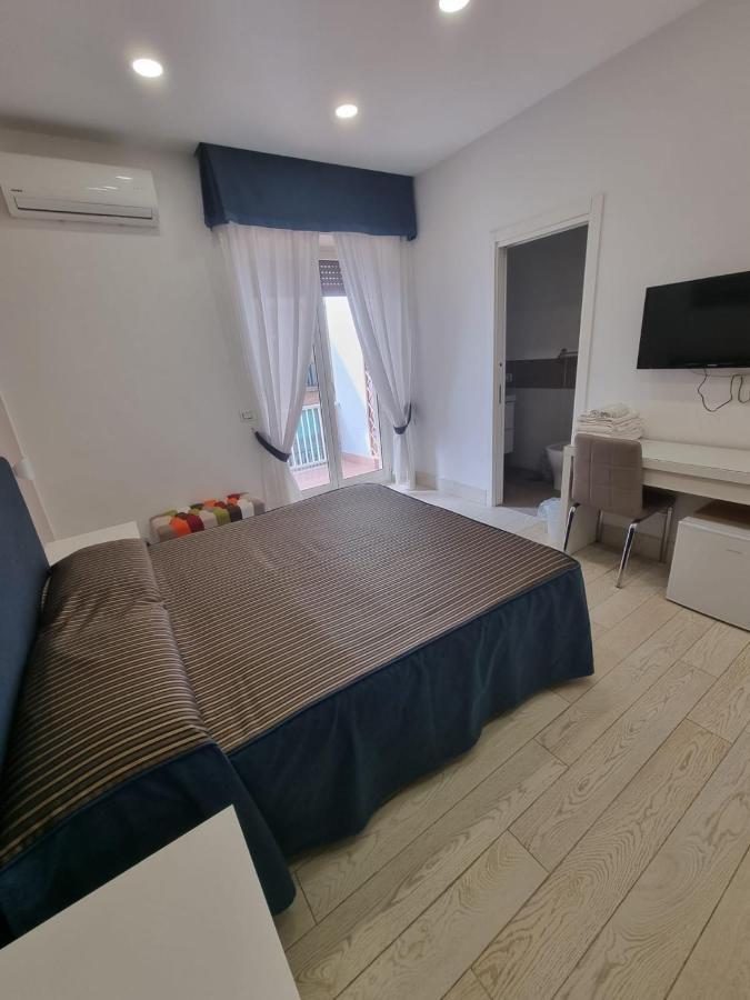 Municipio Sea Bed and Breakfast Napoli Eksteriør billede